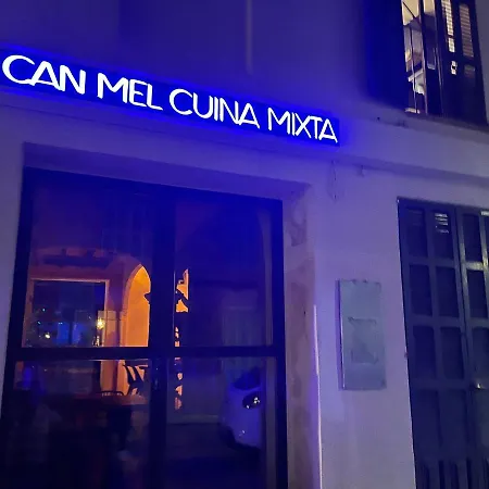 Petit C'an Mel Bed & Breakfast Cas Concos